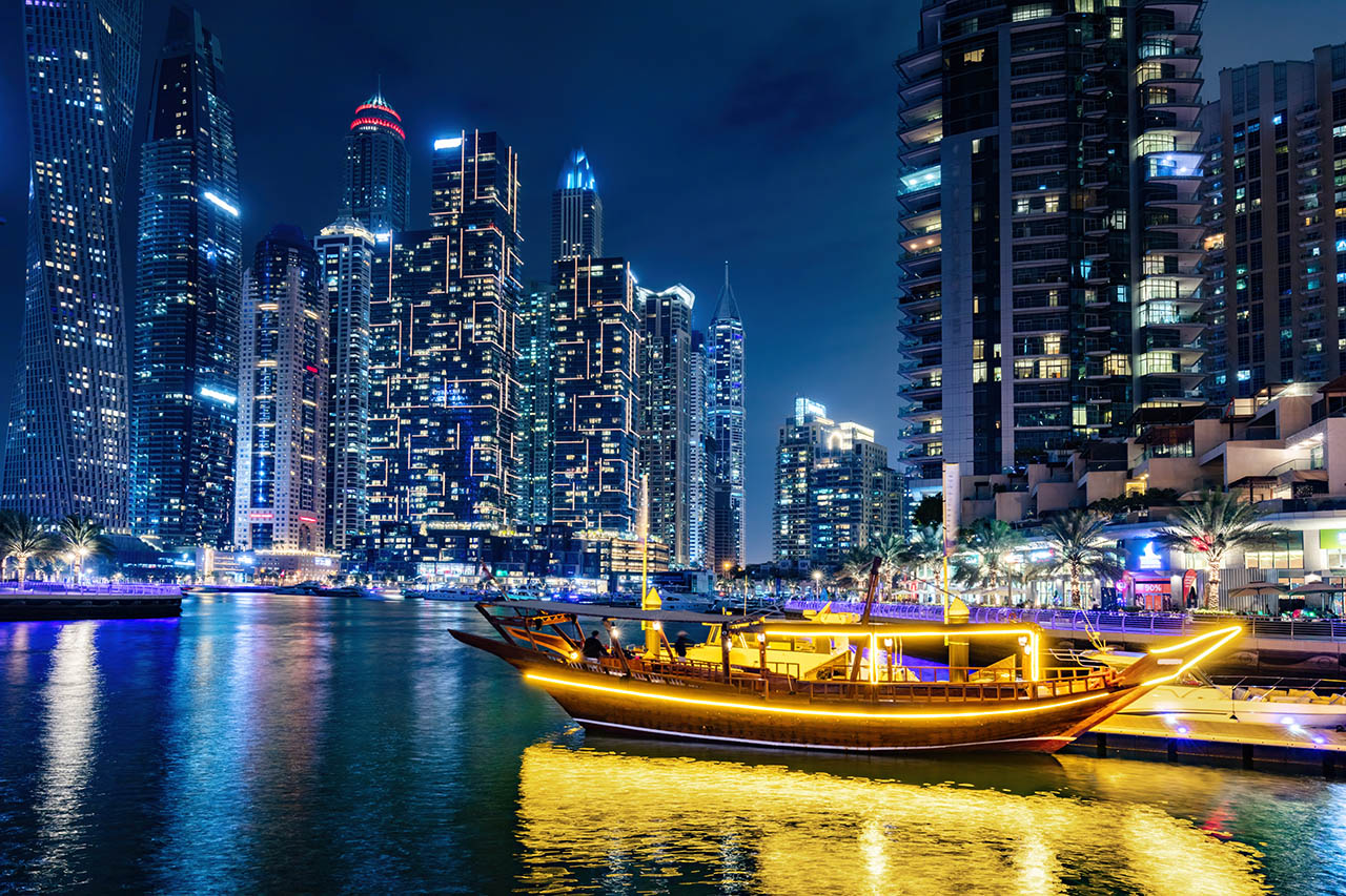 Dhow Cruise Tours in Dubai Marina